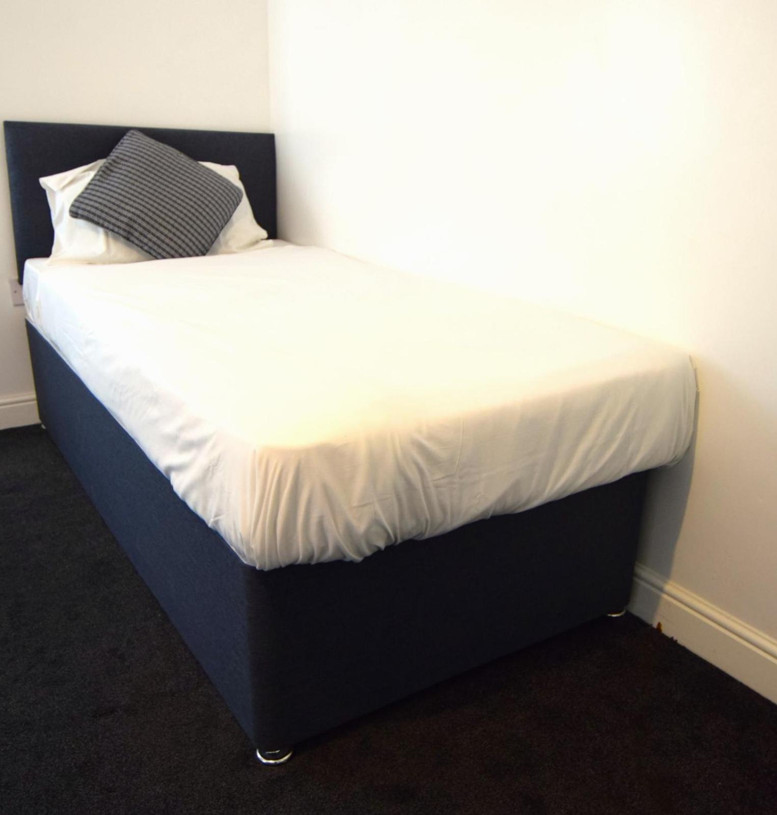 Hotel Oyo Victoria 2*